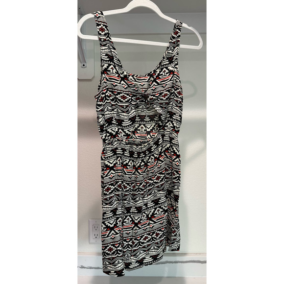Aztec Print Sleeve Dress Back‎ Cut Out Women's Size Medium Forever 21 - Picture 3 of 7